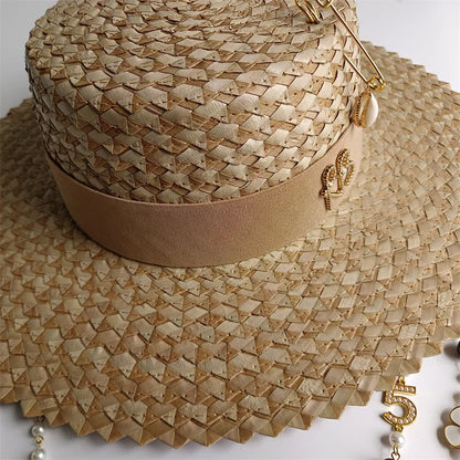 Damen Strohhut mit Perlenkette – Korean Beach Style